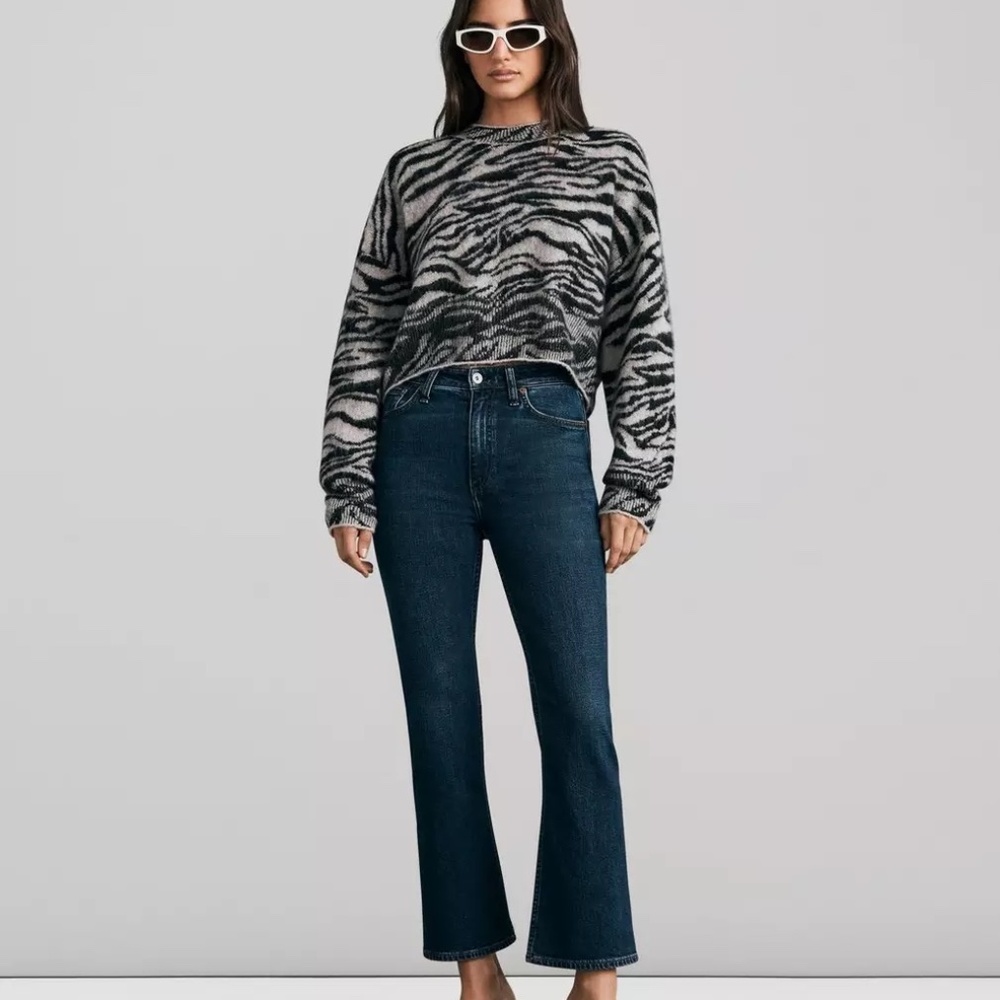 rag & bone Chelsea Ankle Flare Jean in Chelsea size 29